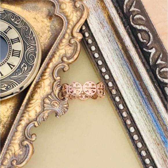 TORY BURCH • Rose Gold Frozen Logo Ring - Picture 5 of 5